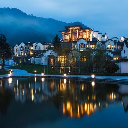Banyan Tree Hotel Huangshan-The Ancient Charm Of Huizhou, A Paradise Екстериор снимка