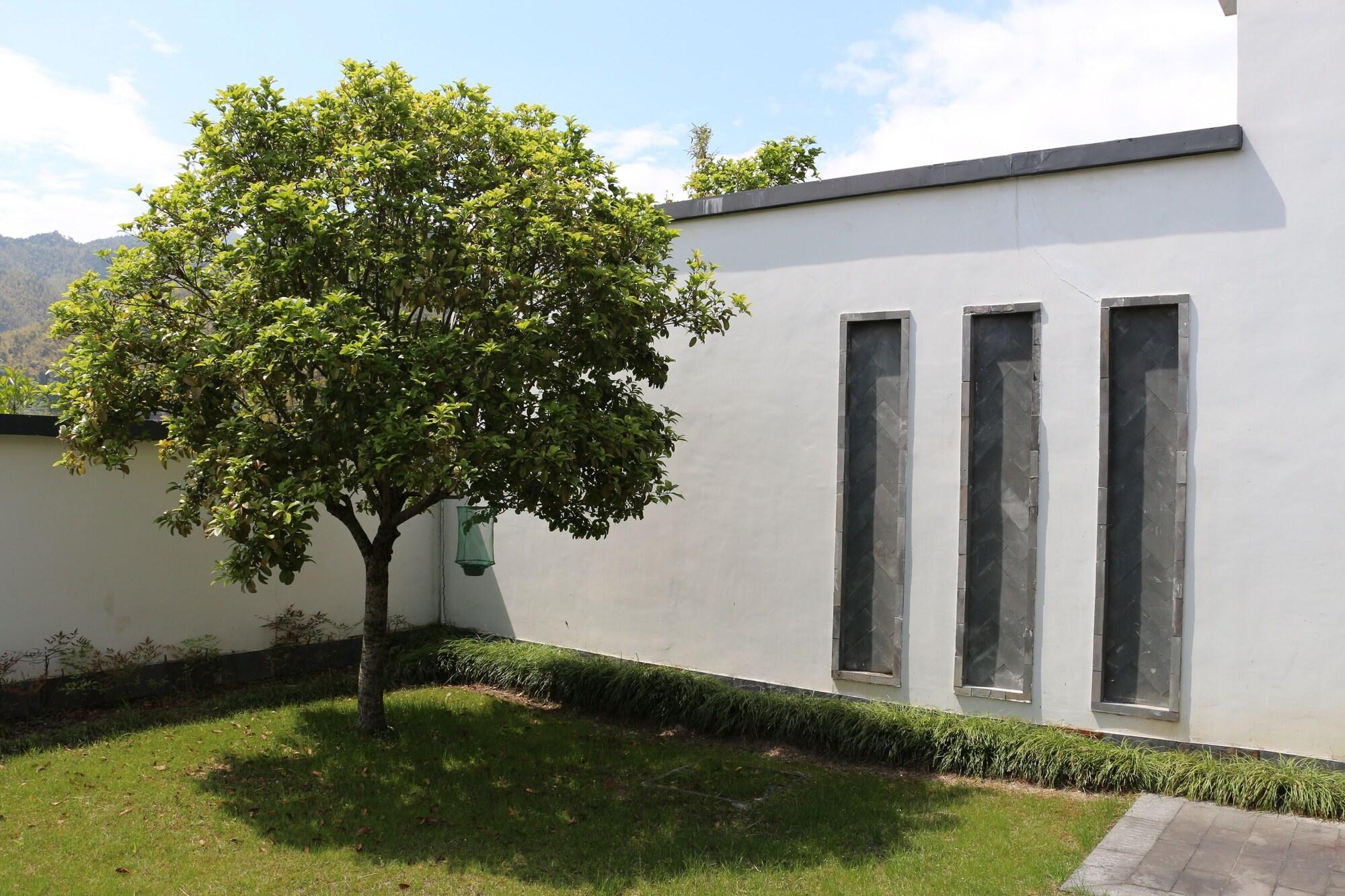 Banyan Tree Hotel Huangshan-The Ancient Charm Of Huizhou, A Paradise Екстериор снимка