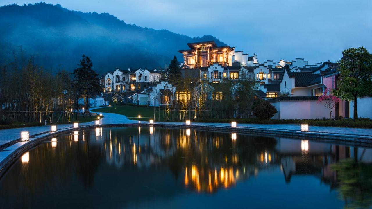 Banyan Tree Hotel Huangshan-The Ancient Charm Of Huizhou, A Paradise Екстериор снимка