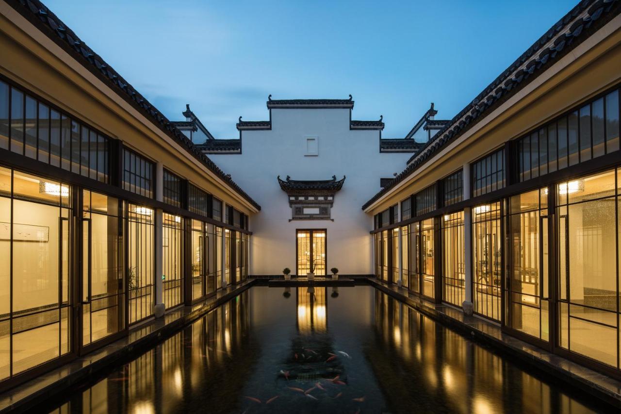 Banyan Tree Hotel Huangshan-The Ancient Charm Of Huizhou, A Paradise Екстериор снимка
